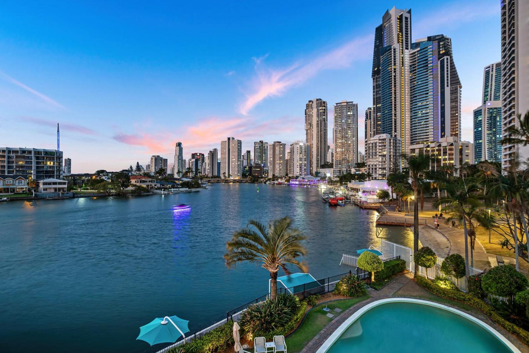 Amazing Water Views Surfers Paradise Gold Coast Exterior photo